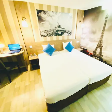 Hotel Rbx - Centre 2*